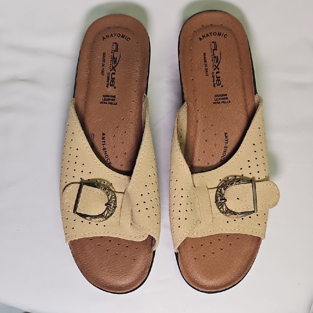 Flexus Tan Leather Women's Sandals